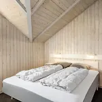 2 Bedroom Stunning In