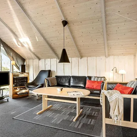 2 Bedroom Stunning In * Bogense