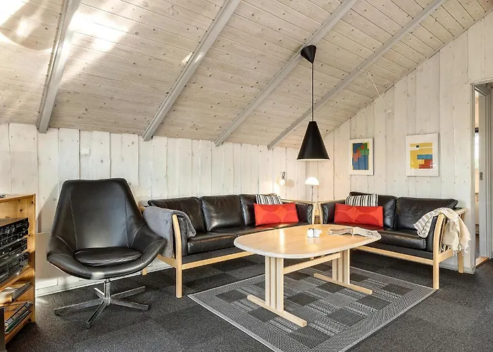 2 Bedroom Stunning In