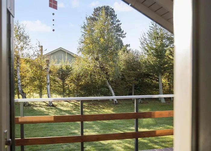 2 Bedroom Stunning In Semesterbostad *